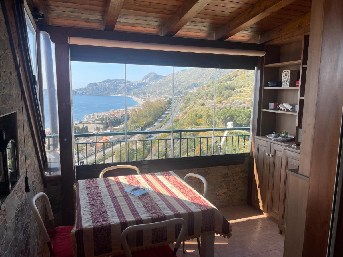 Apartmán Casa Vacanze Cuzari Letojanni Exteriér fotografie