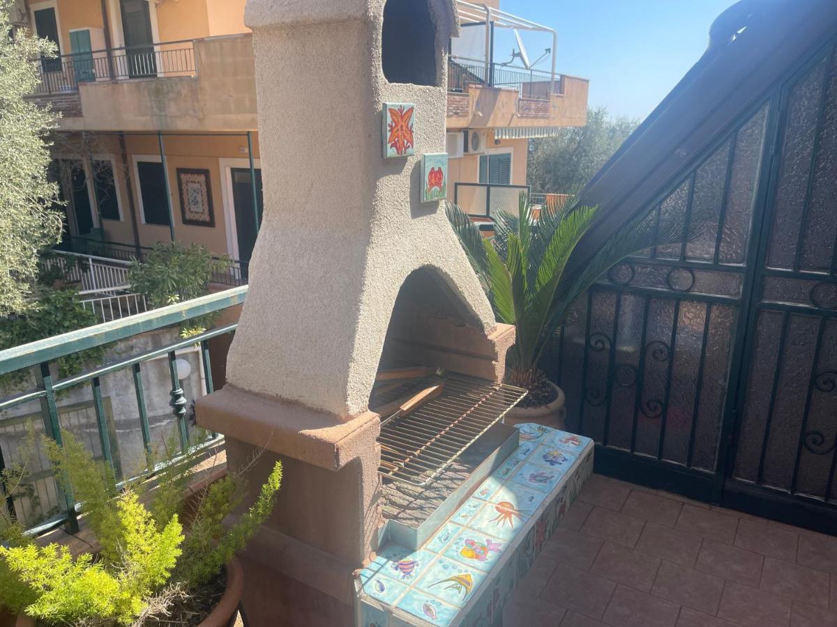 Apartmán Casa Vacanze Cuzari Letojanni Exteriér fotografie